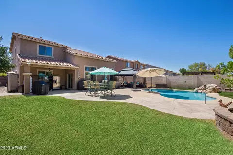 1284 E Apricot Ln, Gilbert, AZ 85298 photo 36