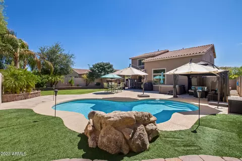 1284 E Apricot Ln, Gilbert, AZ 85298 photo 6