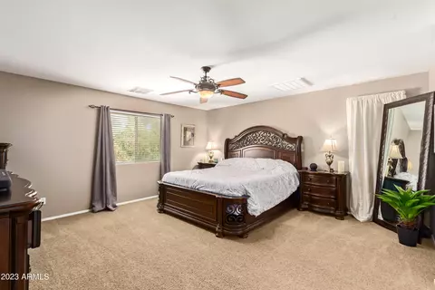 1284 E Apricot Ln, Gilbert, AZ 85298 photo 5