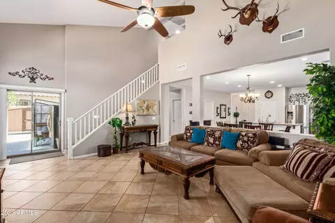1284 E Apricot Ln, Gilbert, AZ 85298 photo 8