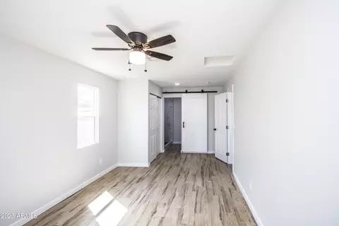 4446 S 36th Dr, Phoenix, AZ 85041 photo 9