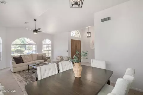 1037 E Le Marche Ave, Phoenix, AZ 85022 photo 10