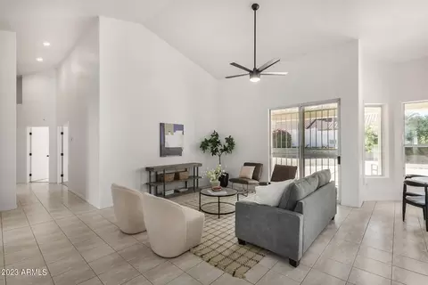 1037 E Le Marche Ave, Phoenix, AZ 85022 photo 5