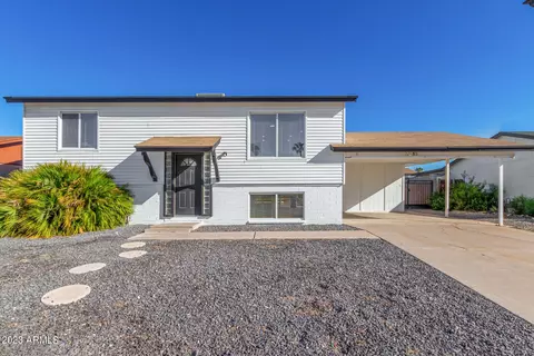 3832 W Charter Oak Rd, Phoenix, AZ 85029