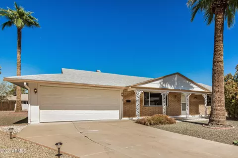 11018 W Camden Cir, Sun City, AZ 85351
