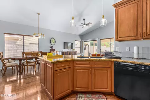 1867 E Oasis Dr, Tempe, AZ 85283 photo 13