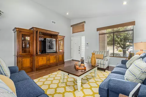 1867 E Oasis Dr, Tempe, AZ 85283 photo 6