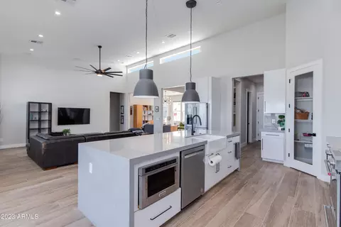 1718 E Beth Dr, Phoenix, AZ 85042 photo 9