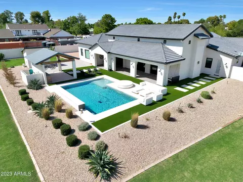 463 W Patrick Ct, Gilbert, AZ 85233 photo 2