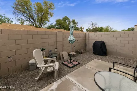 402 E Pecan Rd, Phoenix, AZ 85040 photo 5