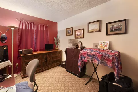 402 E Pecan Rd, Phoenix, AZ 85040 photo 18