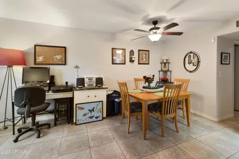 402 E Pecan Rd, Phoenix, AZ 85040 photo 14