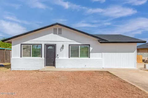218 W Jahns Pl, Casa Grande, AZ 85122
