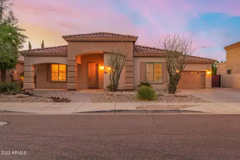 2408 W Quail Track Dr, Phoenix, AZ 85085