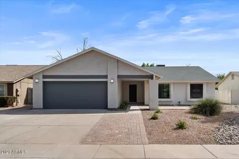 2067 W Gila Ln, Chandler, AZ 85224