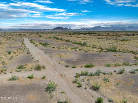 416 W Nn W Northern Ave #33, Tonopah, AZ 85354