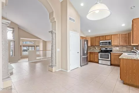 2560 E Michelle Way, Gilbert, AZ 85234 photo 23