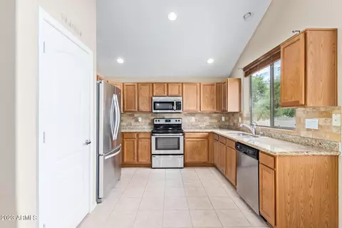 2560 E Michelle Way, Gilbert, AZ 85234 photo 24