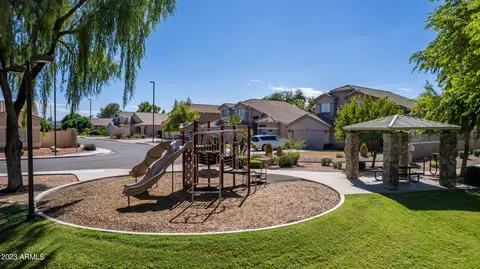 2560 E Michelle Way, Gilbert, AZ 85234 photo 31