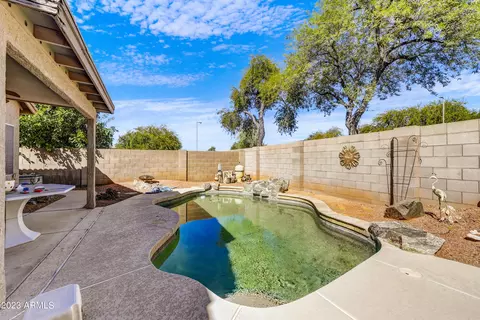 4526 E Rowel Rd, Phoenix, AZ 85050 photo 4