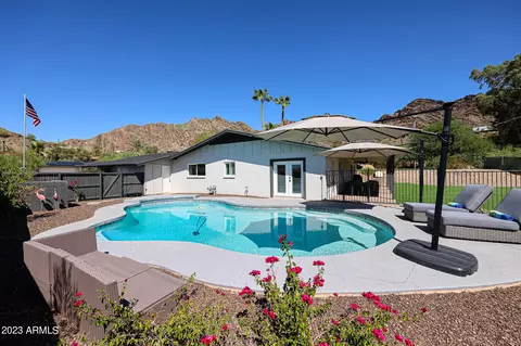 1709 E Turquoise Ave, Phoenix, AZ 85020 photo 1
