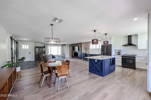 1709 E Turquoise Ave, Phoenix, AZ 85020 photo 3