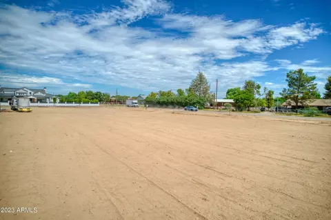 0 E Country Ct #4, Gilbert, AZ 85298 photo 3