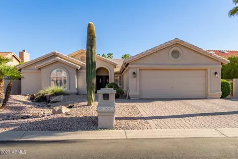 11017 E Twilight Ct, Sun Lakes, AZ 85248