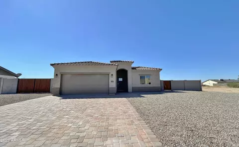 11679 W Obregon Dr, Arizona City, AZ 85123