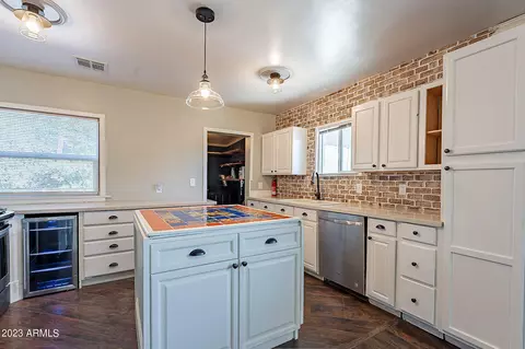 305 S First St, Globe, AZ 85501 photo 3