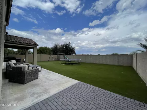 2976 E Meadowview Dr, Gilbert, AZ 85298 photo 5