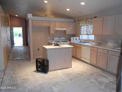 4155 W Bloomfield Rd, Phoenix, AZ 85029 photo 2