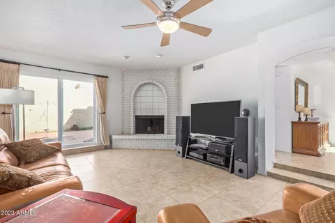 1360 E Brown Rd #4, Mesa, AZ 85203 photo 5