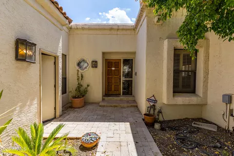3800 E Lincoln Dr #28, Phoenix, AZ 85018
