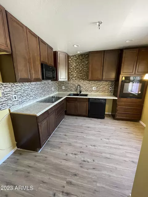 945 E 19th St, Douglas, AZ 85607 photo 3
