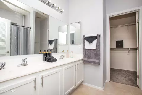 2755 E Schiliro Cir, Phoenix, AZ 85032 photo 13