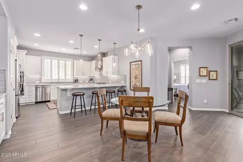 118 E Catalina Ln, San Tan Valley, AZ 85140