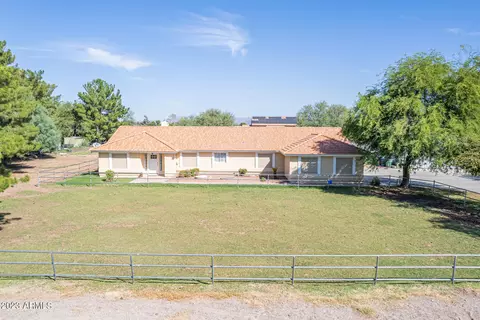 2124 E Oasis St, Mesa, AZ 85213 photo 3