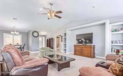 2124 E Oasis St, Mesa, AZ 85213 photo 4