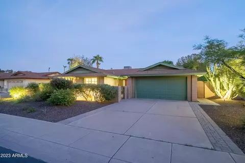 1967 E Manhatton Dr, Tempe, AZ 85282 photo 9