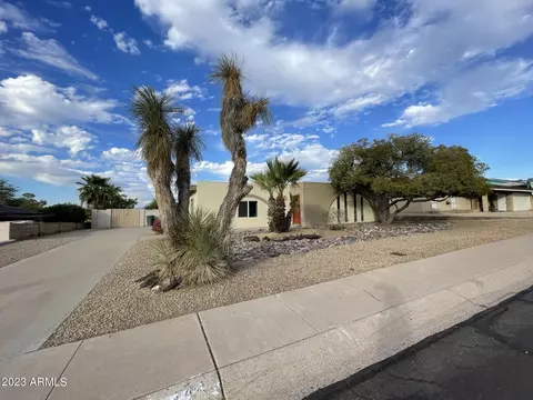 2448 E Claire Dr, Phoenix, AZ 85032 photo 3