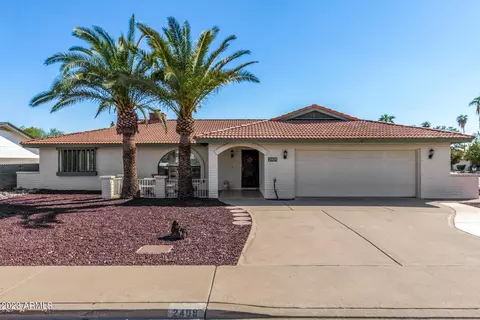2409 E Jensen St, Mesa, AZ 85213