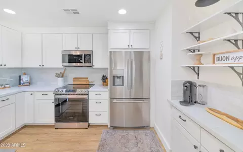 4201 E Camelback Rd #90, Phoenix, AZ 85018 photo 11