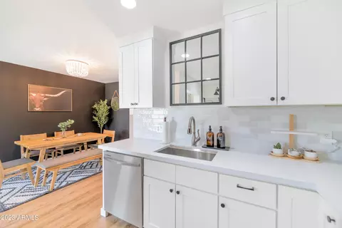 4201 E Camelback Rd #90, Phoenix, AZ 85018 photo 9