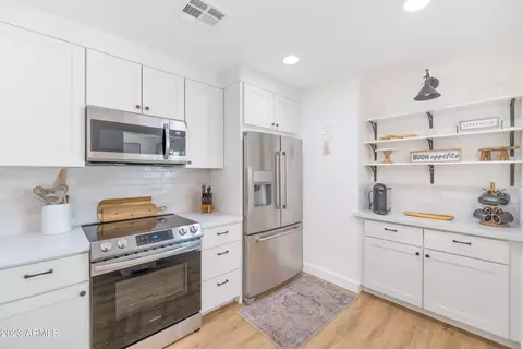4201 E Camelback Rd #90, Phoenix, AZ 85018 photo 10