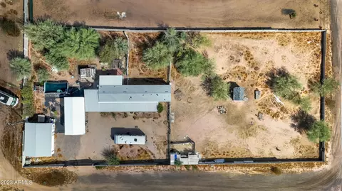 580 W Foothill St, Apache Junction, AZ 85120 photo 2