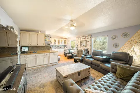 580 W Foothill St, Apache Junction, AZ 85120 photo 22