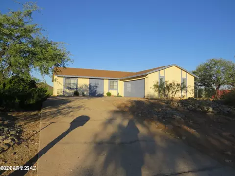 1208 Circulo Aguilar --, Rio Rico, AZ 85648