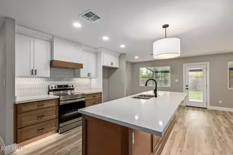 2641 E Cannon Dr, Phoenix, AZ 85028 photo 15