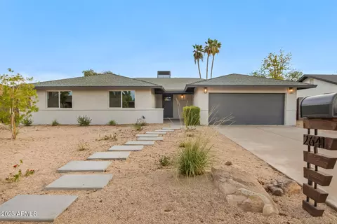 2641 E Cannon Dr, Phoenix, AZ 85028